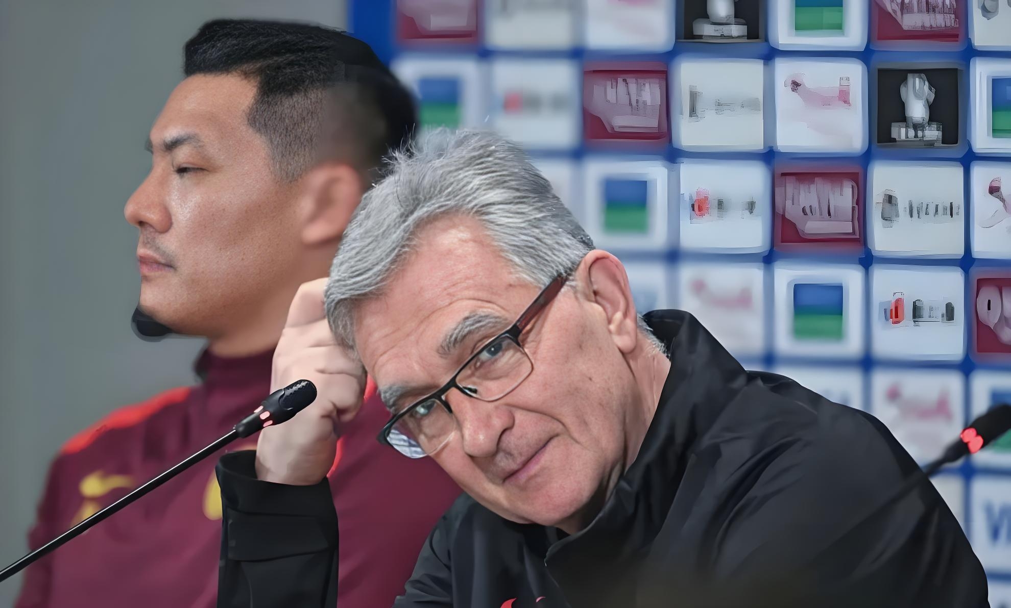 足总杯今夜再迎强敌，尤文图斯再遭质疑，主帅态度：态度坚定，临场指挥获称赞